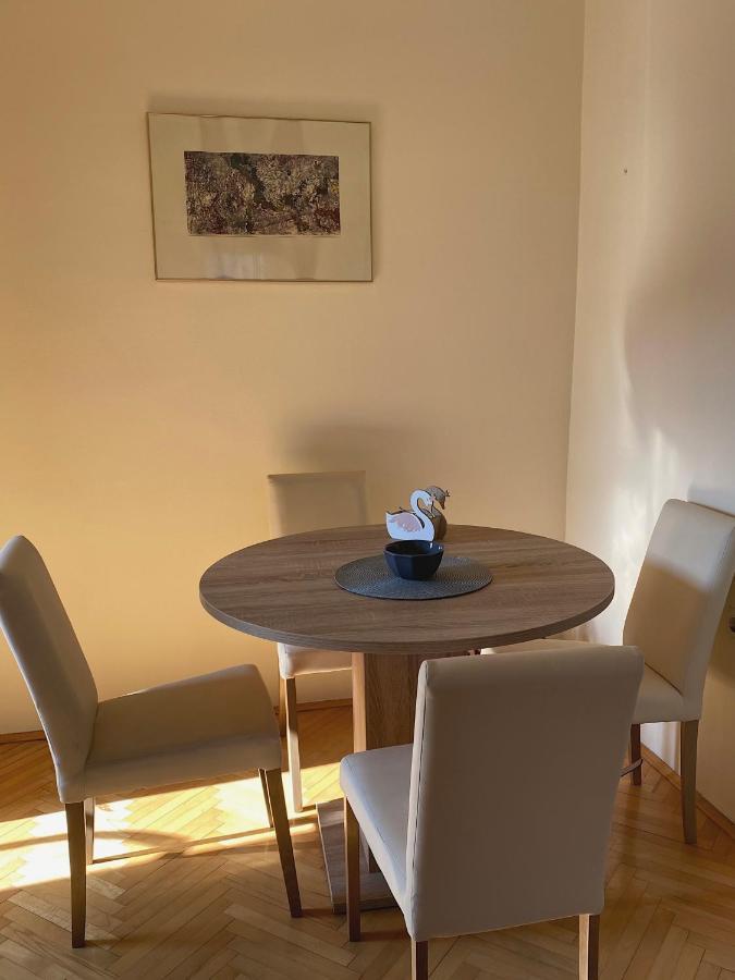M&C Central Apartment Скопье Экстерьер фото